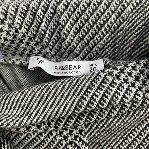 Pull&bear shorts in size S - Picture 3 of 3